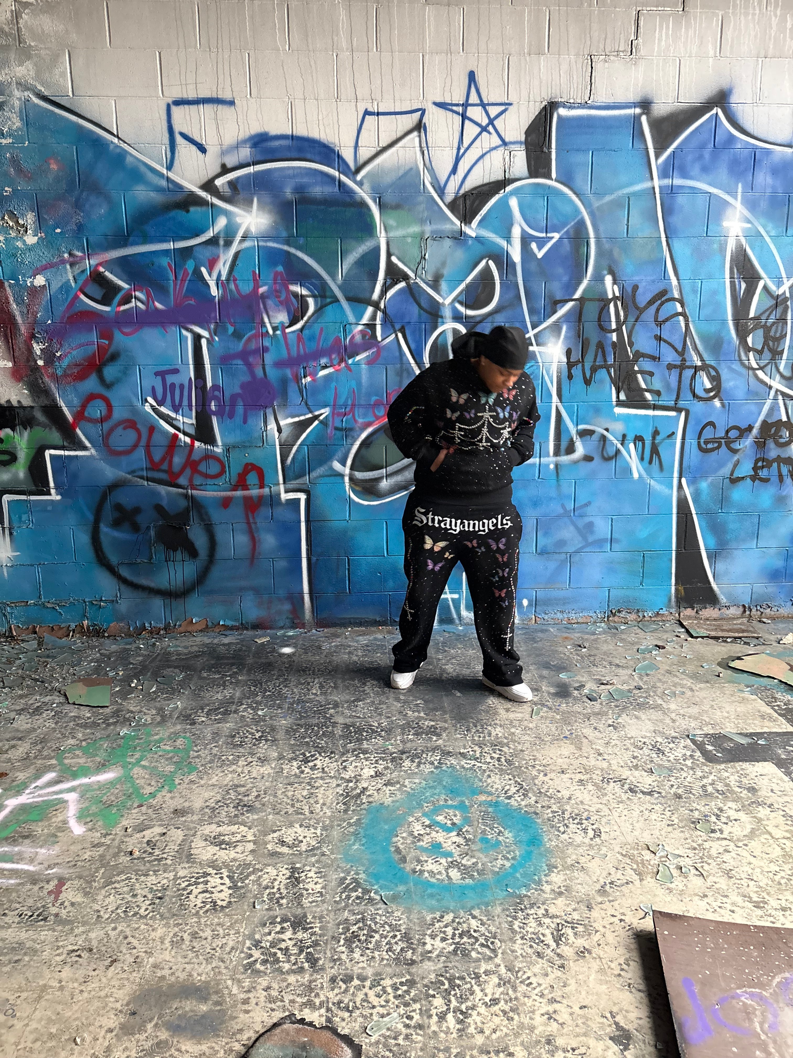 METAMORPHOSIS SWEATSUIT